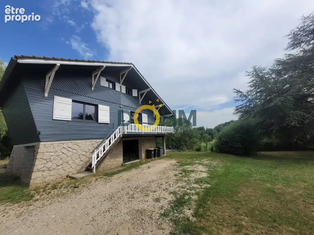 Apinac, Chalet 86m2 habitables avec dépendances et grand jardin - photo 14