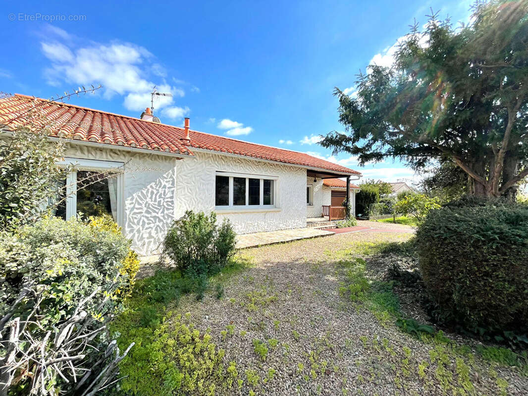 Maison à ANGLES