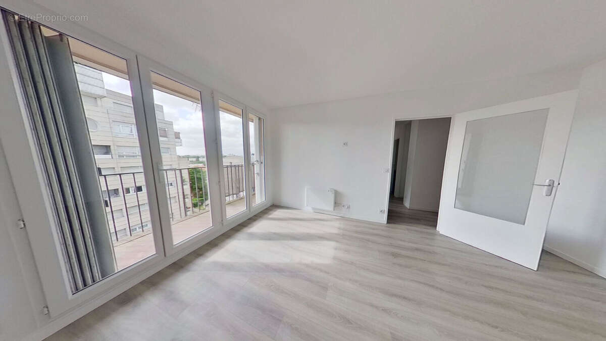 Appartement à BONDY