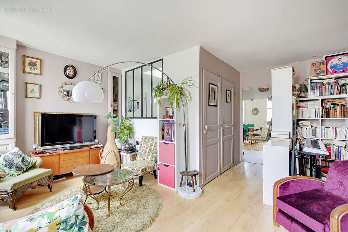 Appartement à PARIS-18E