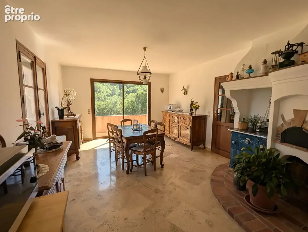 SALERNES, bastide 250 m², 8 pièces, cabanon en pierre, cave, terrain 6.780 m² au calme - photo 7