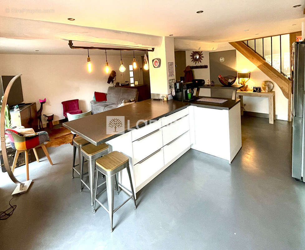 Maison à BELLEVILLE