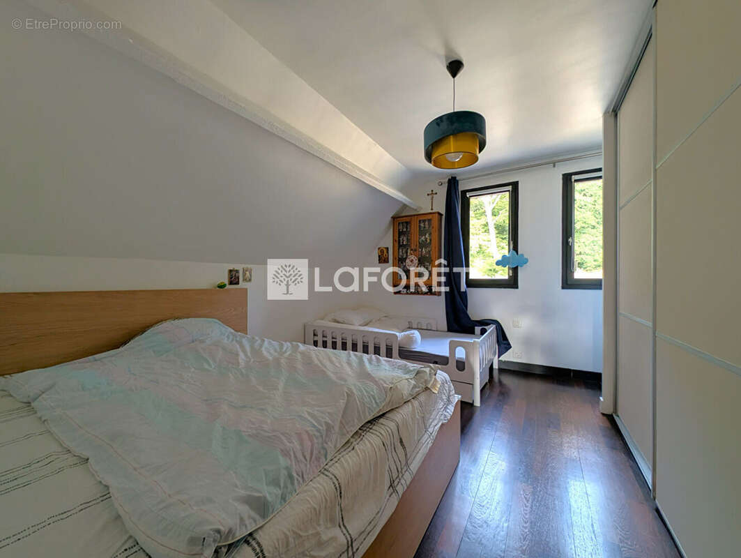 Maison Marly Le Roi 5 pièce(s) 120 m2 - photo 9