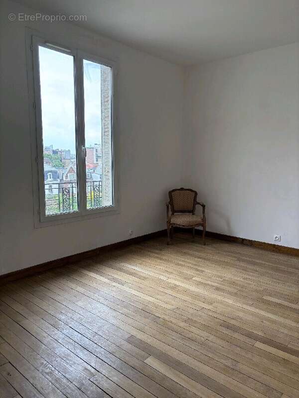 Appartement à BOIS-COLOMBES