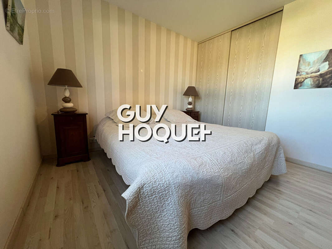 Maison à SAINT-LEGER-LES-PARAY