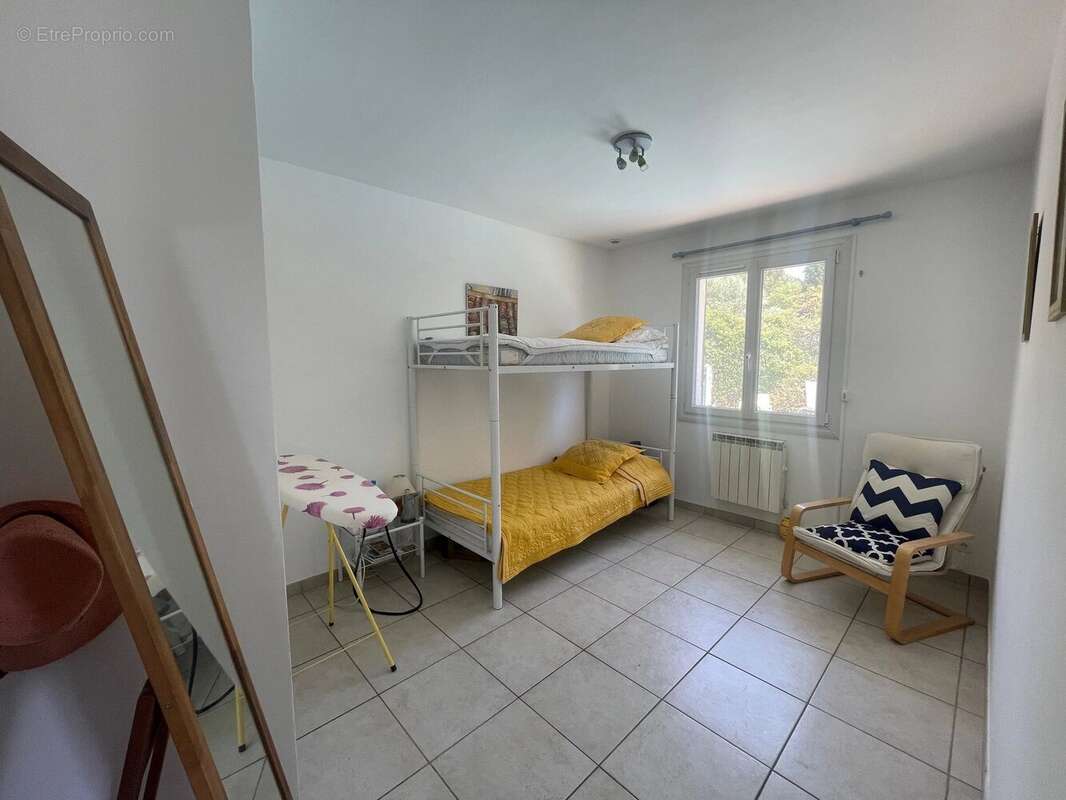 Exclusivité - villa avec 115,78 m² habitables et 165,04 m² de terrasses - photo 8