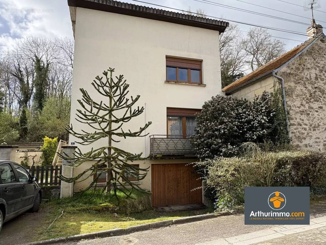 Maison à SAINT-ERME-OUTRE-ET-RAMECOURT
