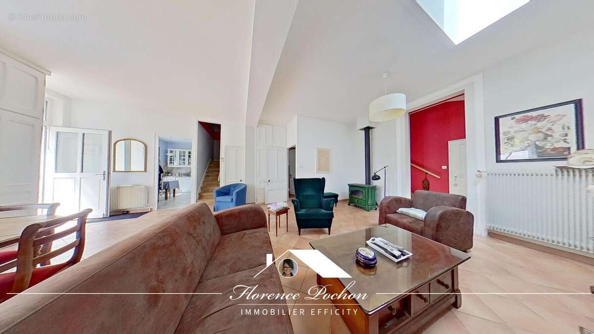 Maison à LYON-8E
