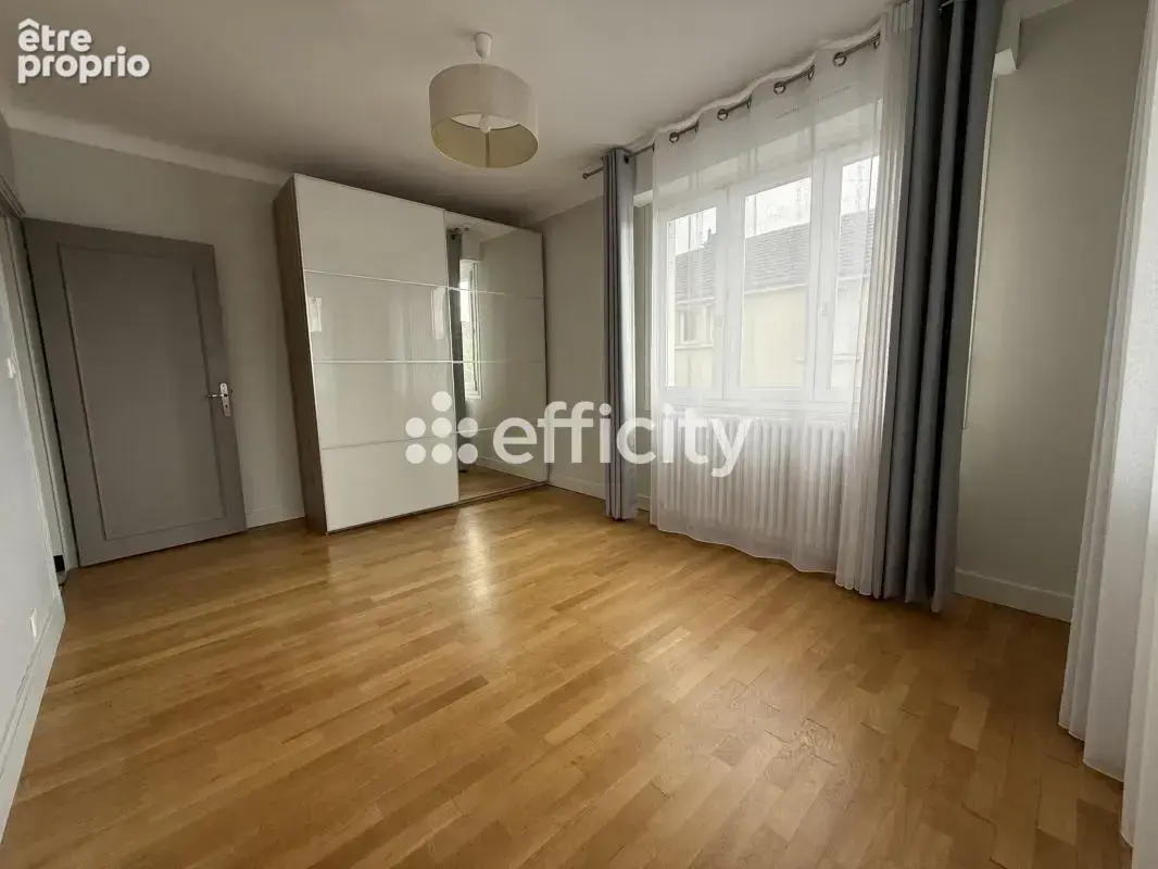 Maison 4 pièces 129 m² à vendre à Tours (37000) - photo 10
