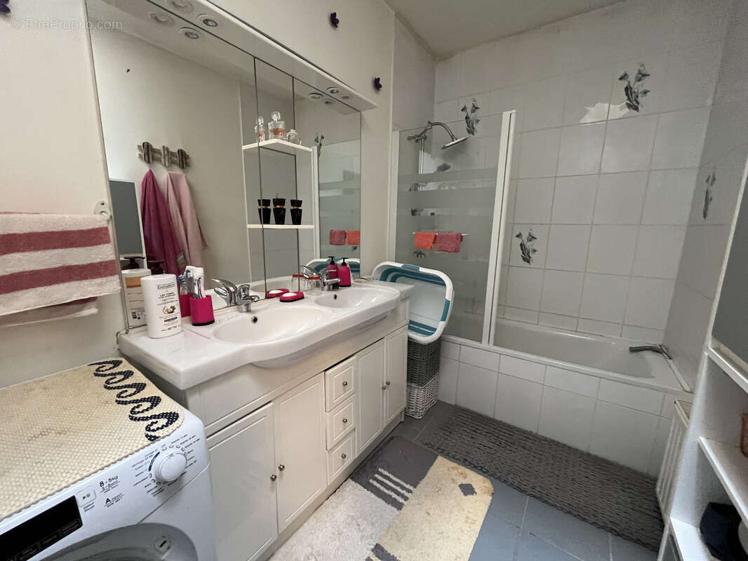 Ensemble immobilier avec 4 logements indépendants - photo 4
