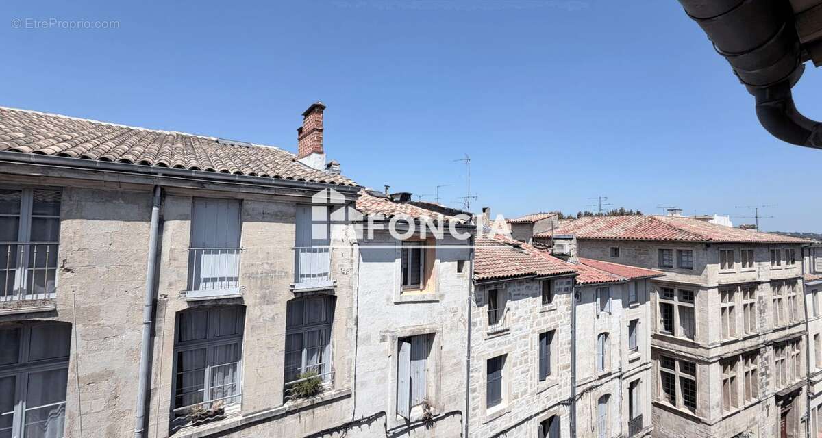 Montpellier Écusson – Superbe T2 de 49 m² rénové – À 200 m du tram Corum - photo 6