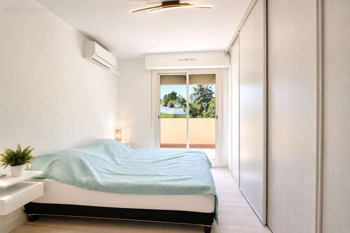 Nice "bas fabron" - dernier etage - 4p 93m²  terrasse 120m²  vue mer - photo 13