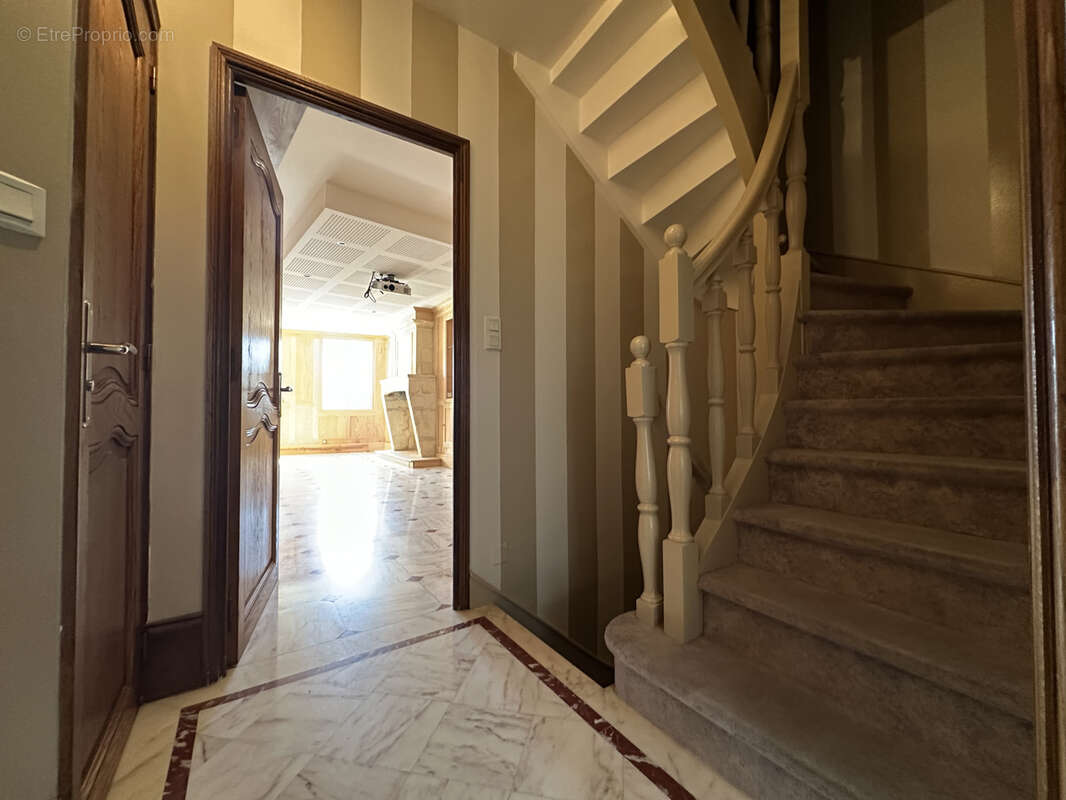 Appartement à BARBEZIEUX-SAINT-HILAIRE