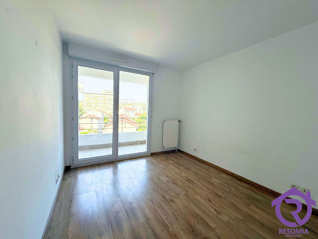 Appartement 3 pièces de 66 m² à CHATILLON - photo 10
