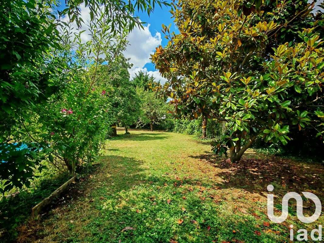 Photo 3 - Maison à ETRECHY