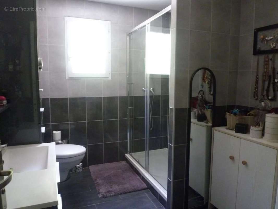 Maison à TOUET-SUR-VAR