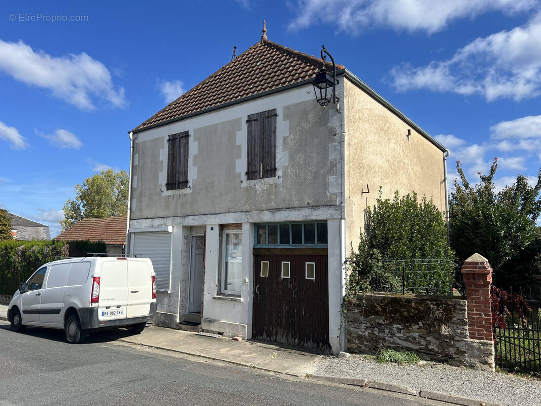 Maison à SAINT-SATURNIN