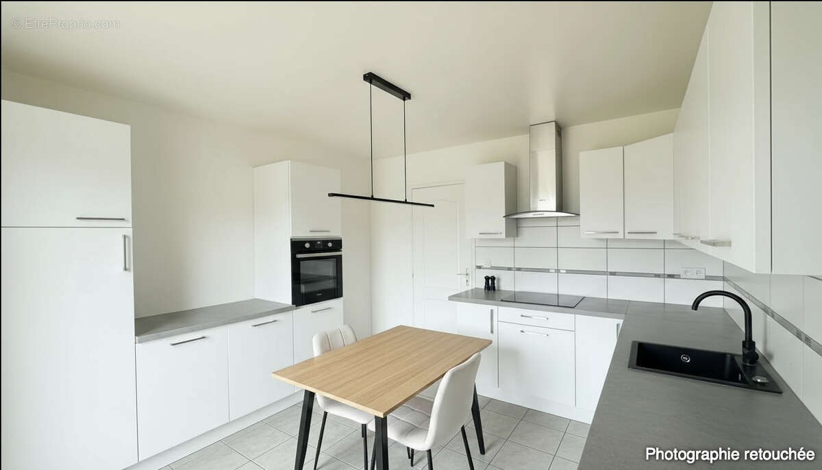 Maison à CHAUFOUR-NOTRE-DAME