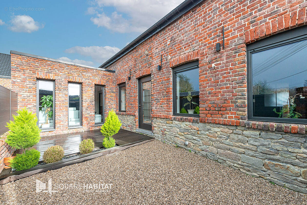 Maison à SAINT-AMAND-LES-EAUX