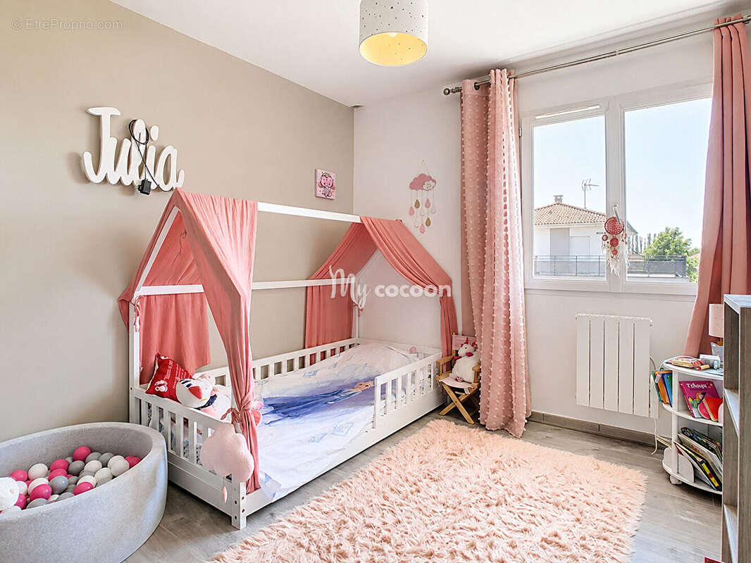 Maison - T5 - 98 m² - photo 12