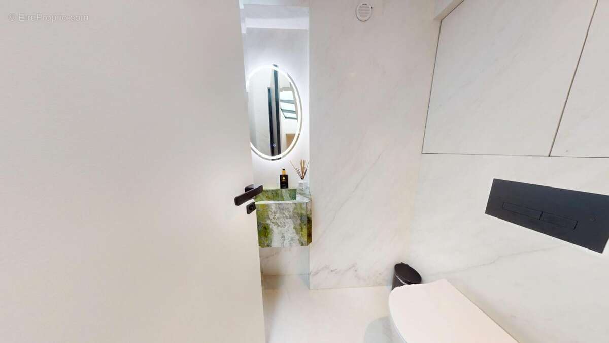 Maison à SAINT-MAUR-DES-FOSSES