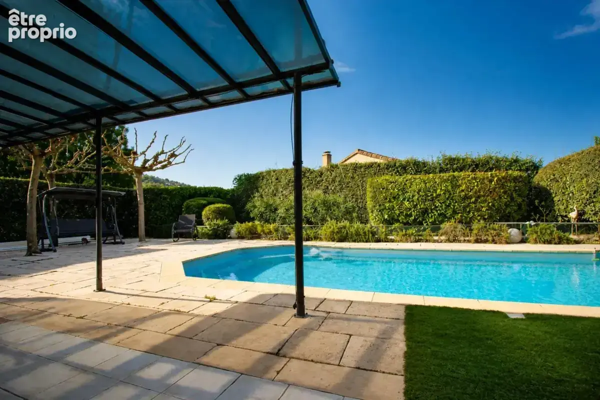 Maison de 6 pièces de 130 m² à Vallon-Pont-d'Arc - photo 27