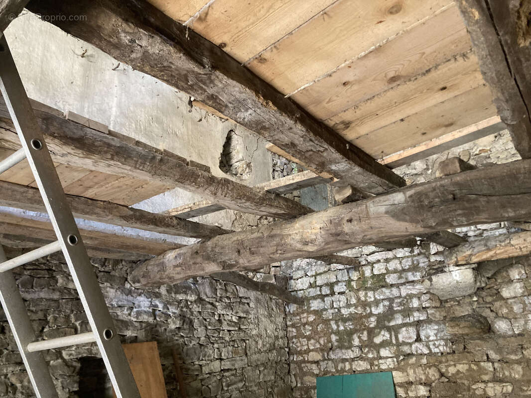 Maison à SAINT-SORLIN-EN-BUGEY