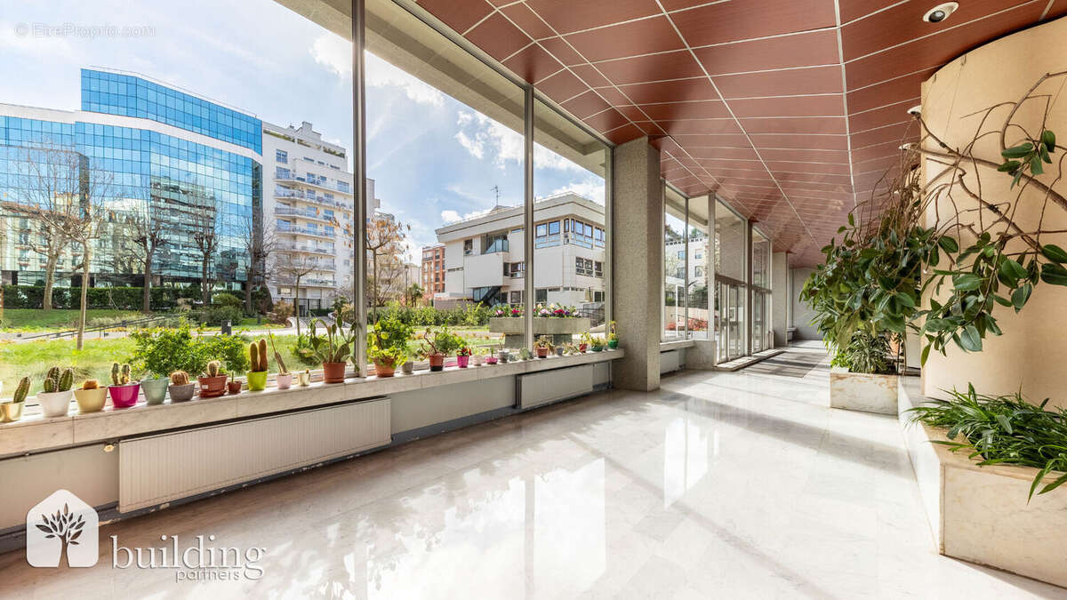 Parc de la Planchette - Appartement 2 pièces de 39,55 m² + 3.61m² de balcon - photo 9