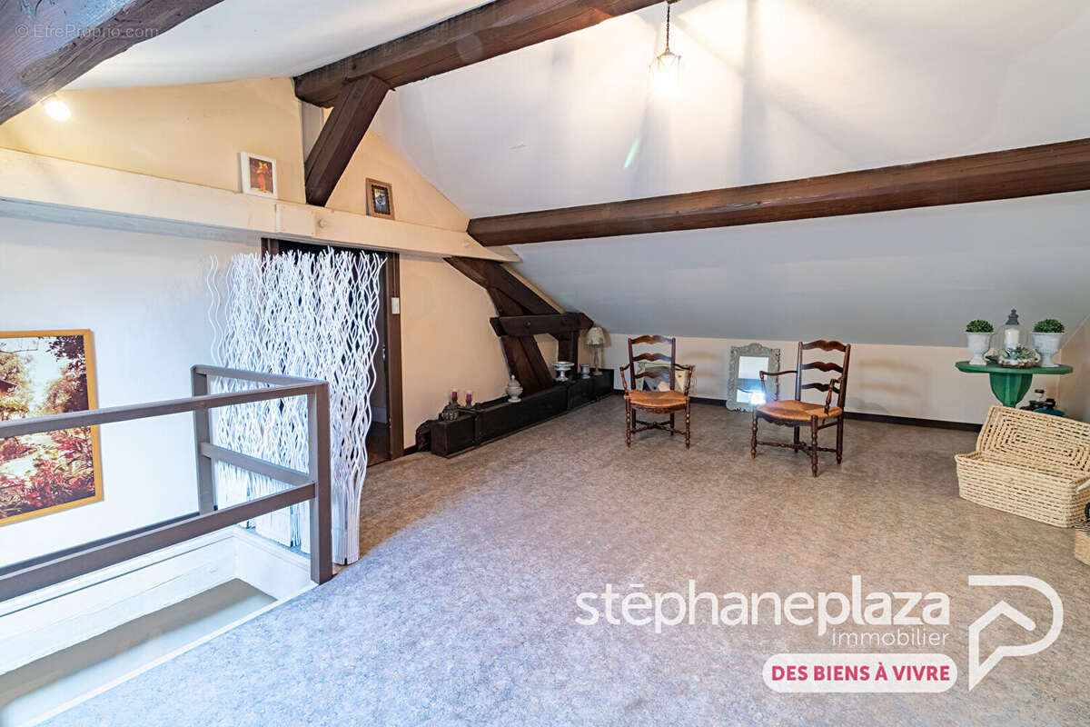 Maison à BOURG-EN-BRESSE