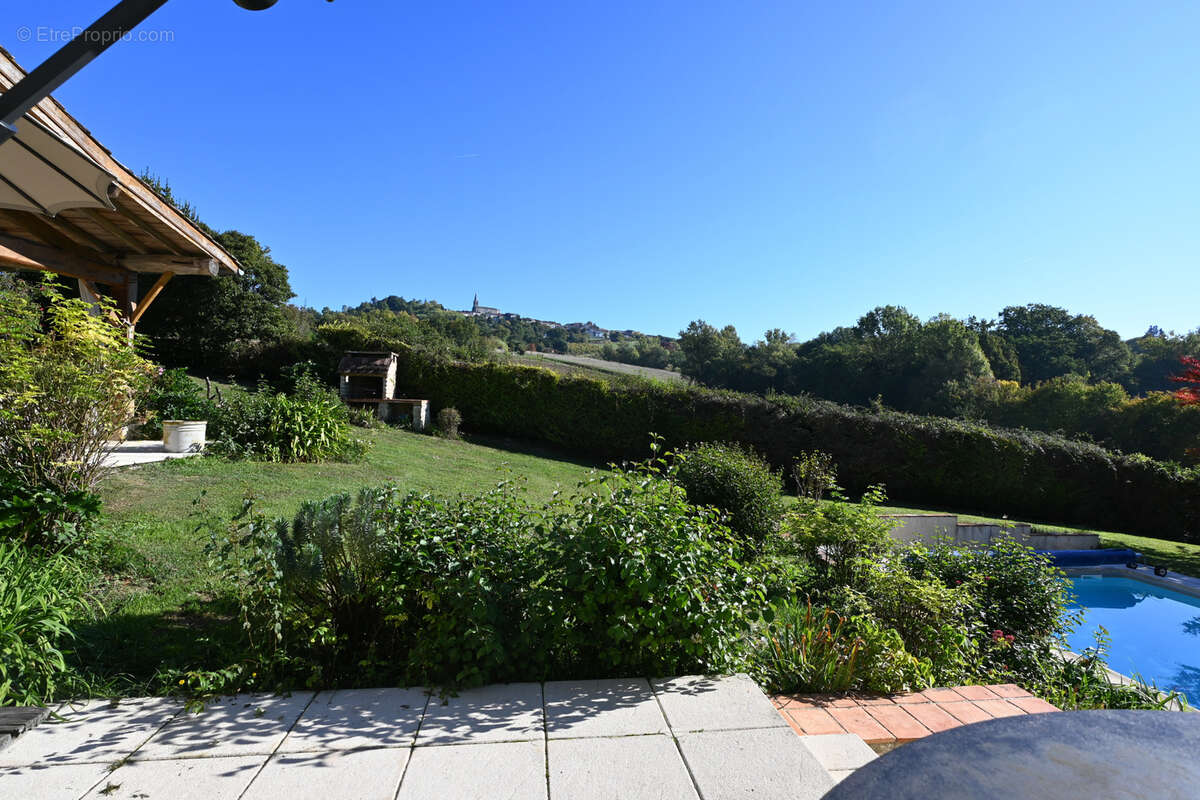 Maison à LE TEMPLE-SUR-LOT