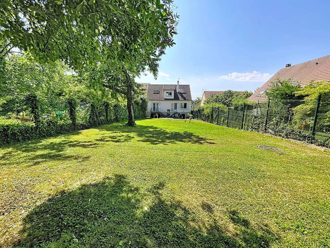 Maison à YERRES