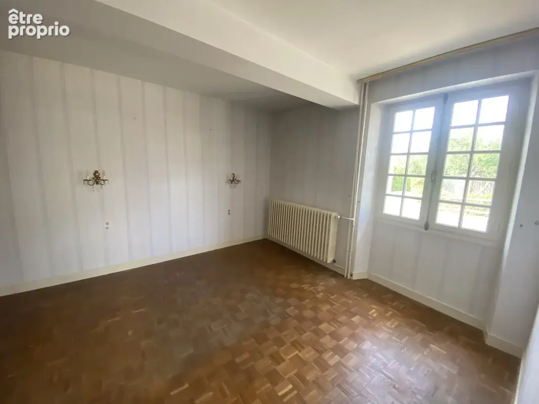 Maison de 138 m2 avec garage et jardin et une grange indépendante - photo 5