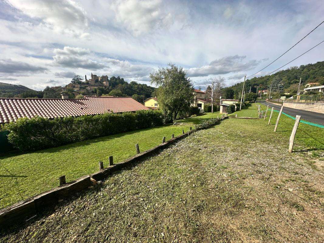 Terrain à CHATILLON