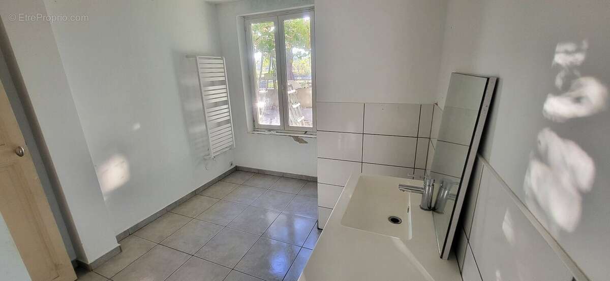 Maison à COUFFOULENS