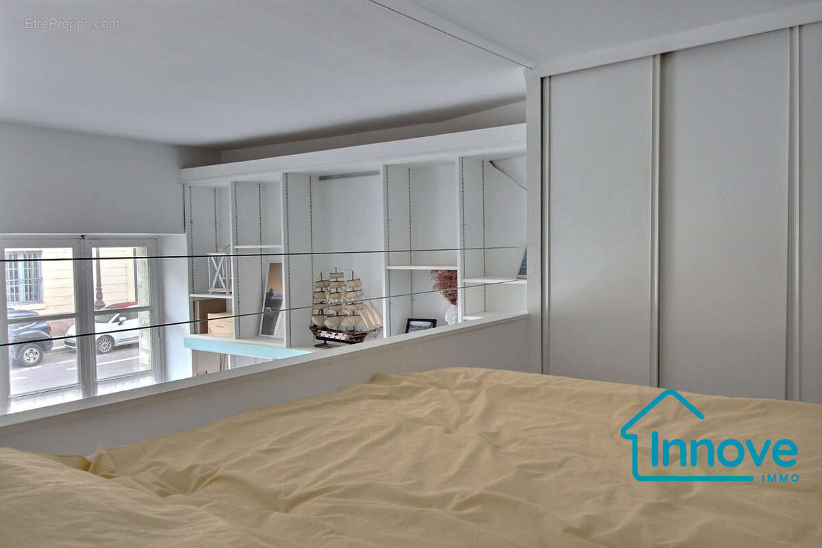 Appartement à VERSAILLES