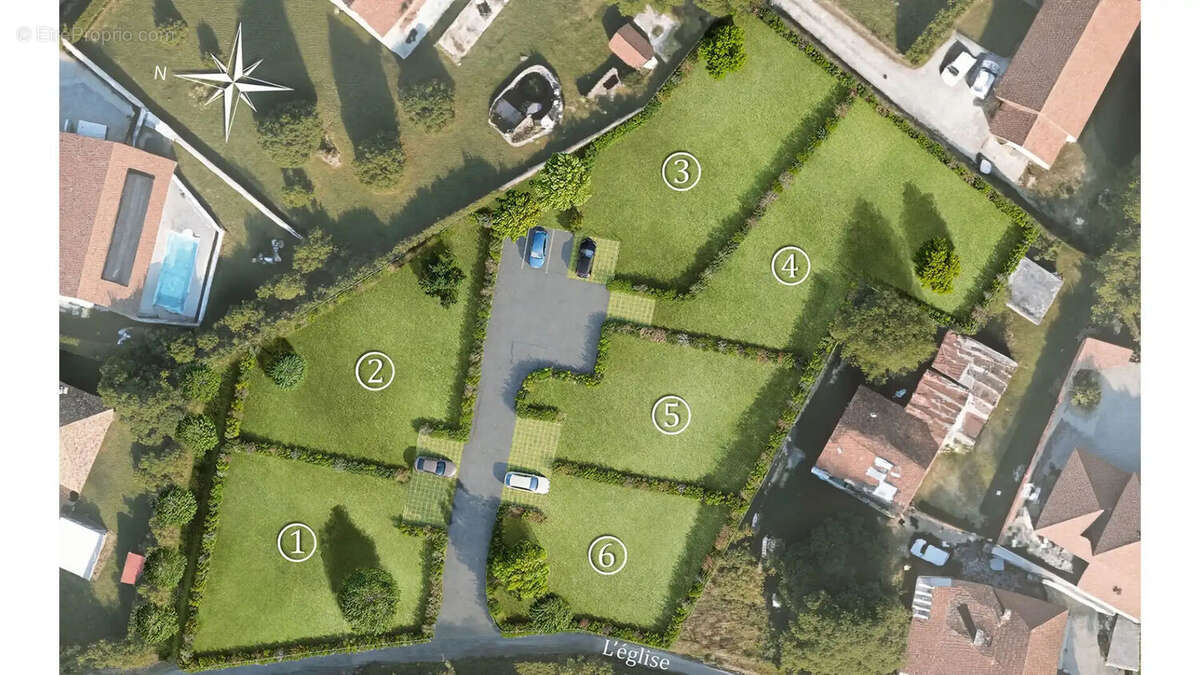 Terrain à VILLENEUVE-DE-MARC