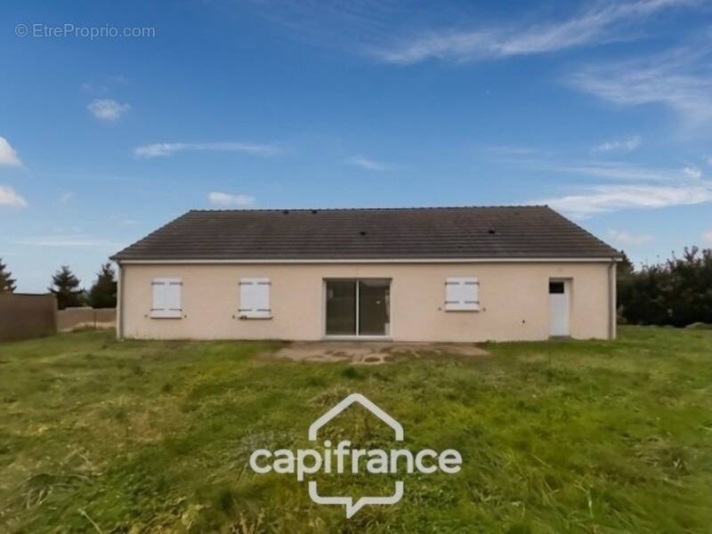 Maison à SAINT-DOULCHARD