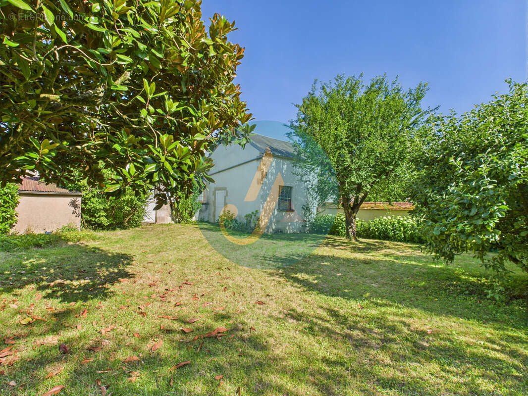 Maison à PREMERY