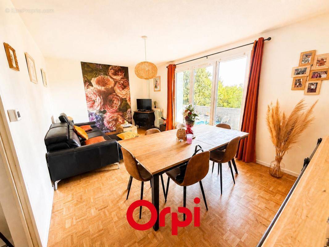 Appartement à LA VERPILLIERE