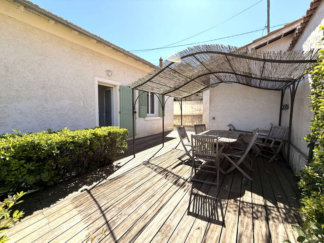 Maison à SAINT-MANDRIER-SUR-MER