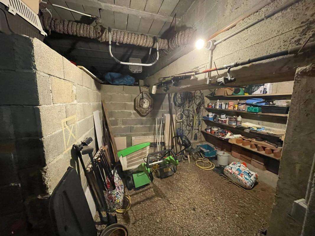 Maison à SAINT-MAURICE-LA-CLOUERE