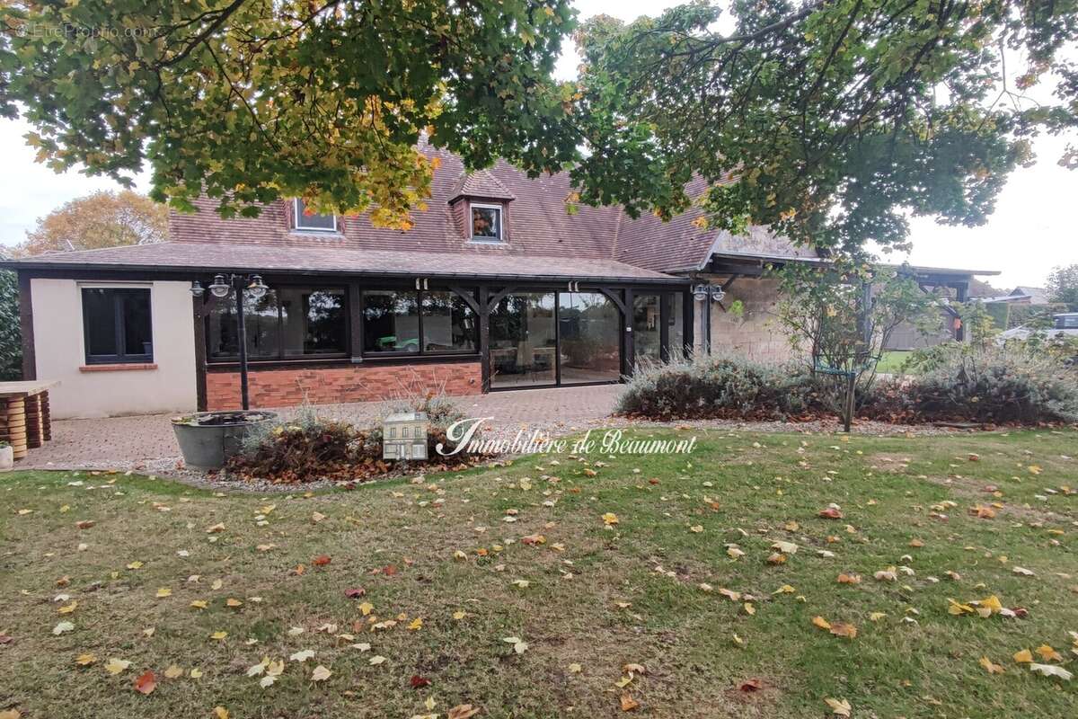 Maison à BEAUMONT-LE-ROGER
