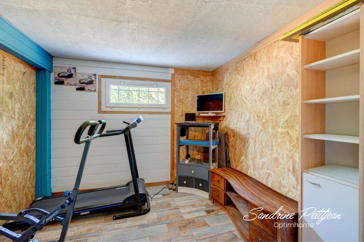 Maison à vendre 4 pièces - parcelle 997m² - Saint Maurice de Beynost 01700 - photo 15