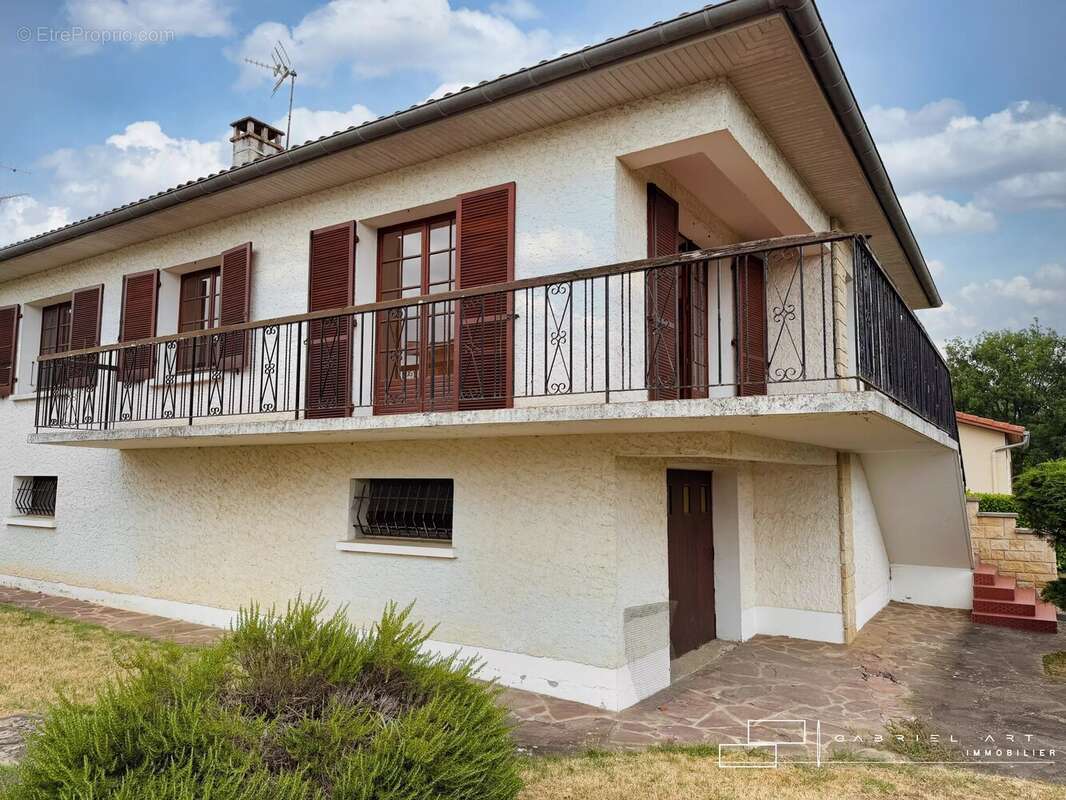 Maison 97 m² à Pavie  - photo 2