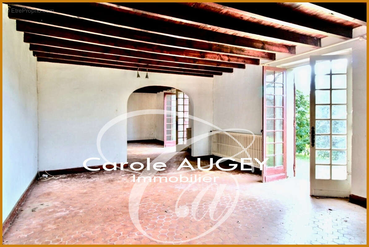 Maison à SAINT-LEGER-DE-BALSON