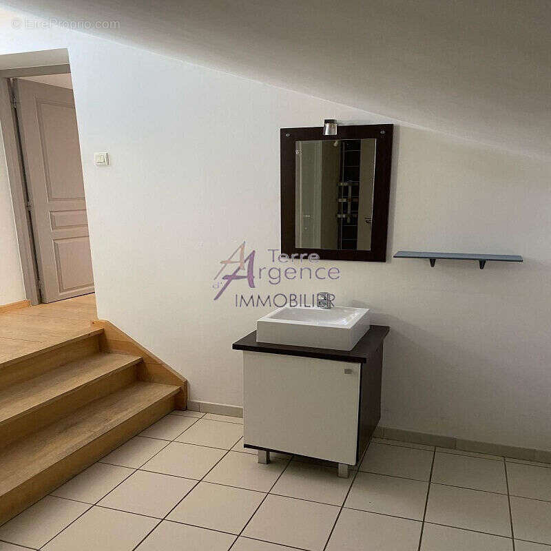 Appartement à BEAUCAIRE