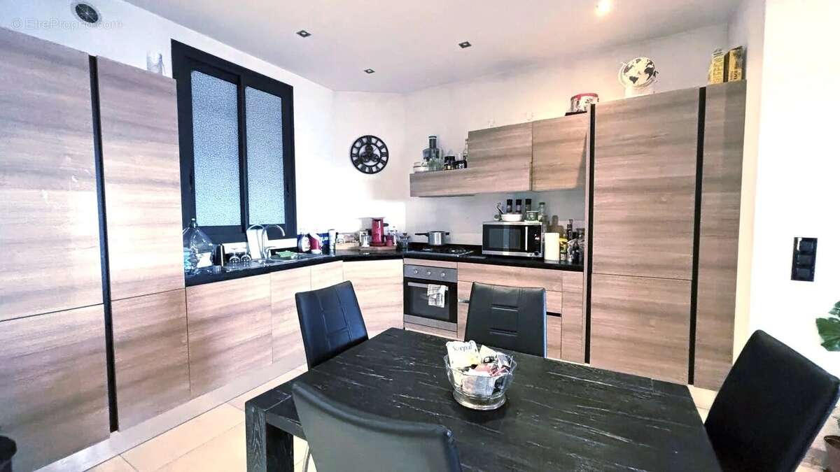 Appartement à BEAUSOLEIL