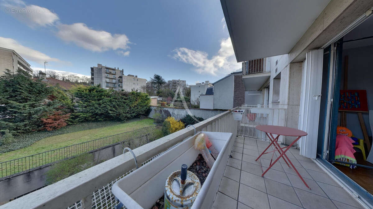 Appartement à BRY-SUR-MARNE