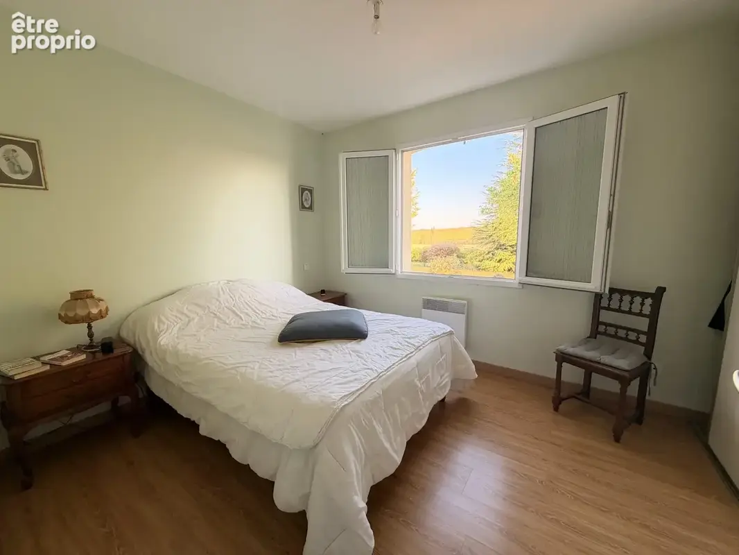 Maison 4 pièces 118 m² à vendre à Champagne-Vigny (16250) - photo 8