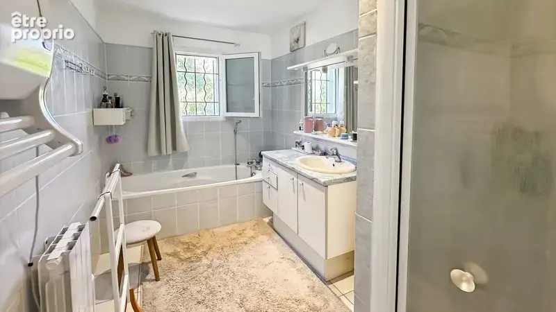 Maison de plain-pied à vendre 4 pièces BERGERAC (24) - terrain 2184 m2 - piscine - photo 13